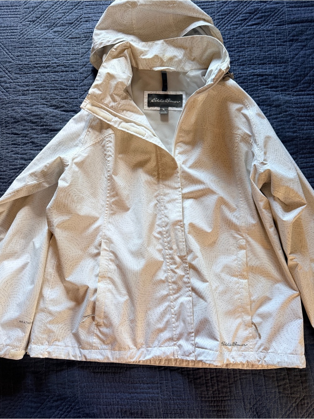 Ladies Eddie Bauer white Hooded Lightweight Jacket with Subtle Print